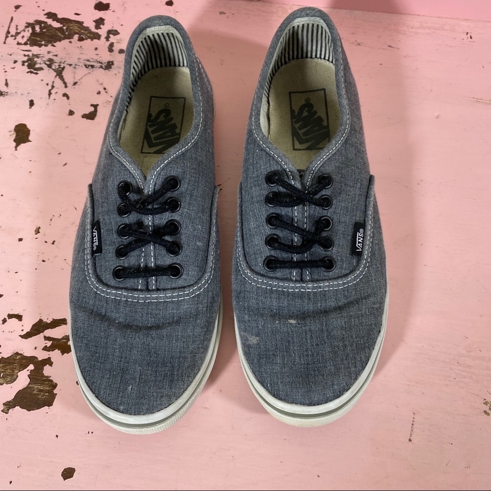 KEDS Lace Up Gray Sneakers size 5.5 GRAY Canvas Tennis Shoes.